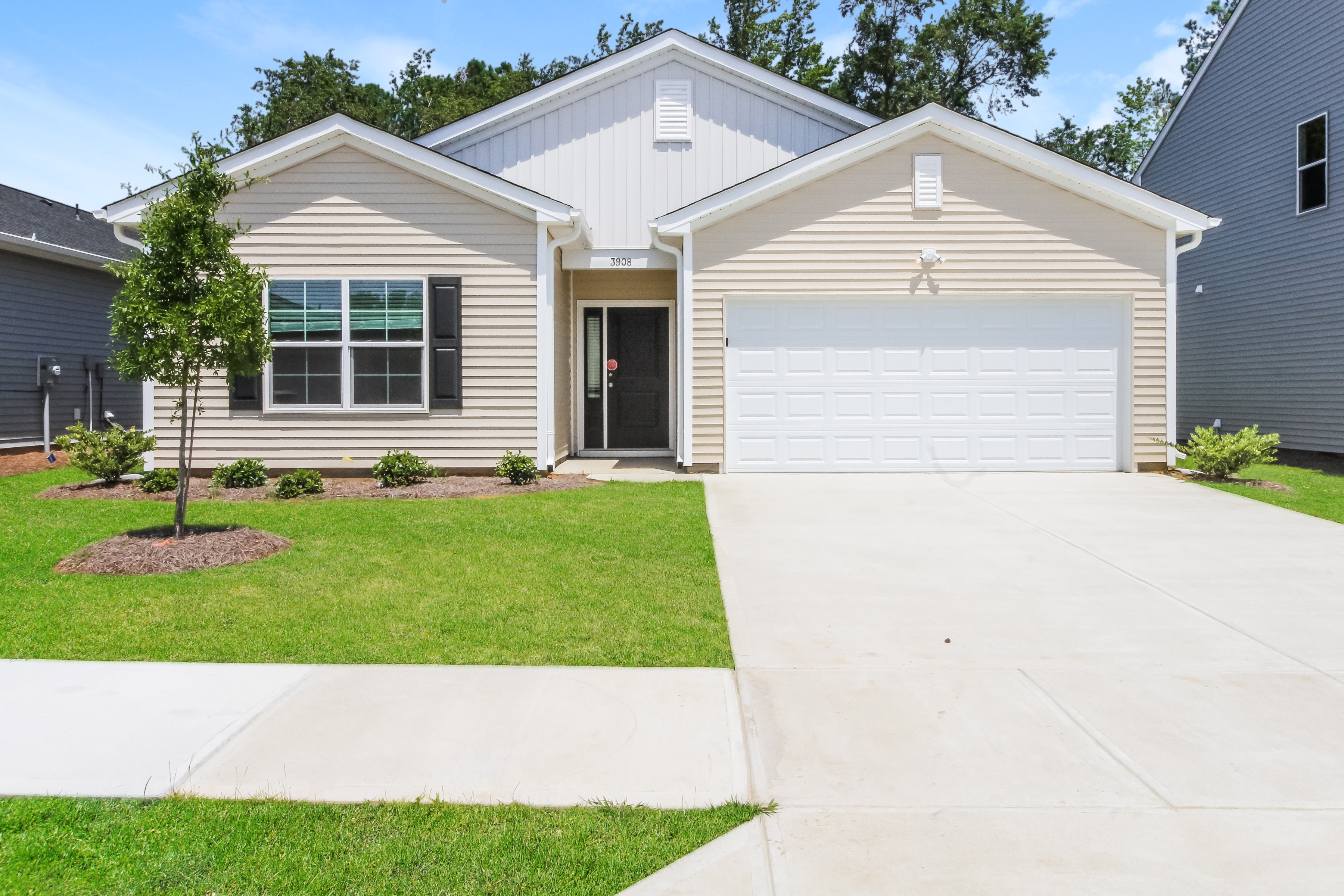 3908 Starry Sky Rd