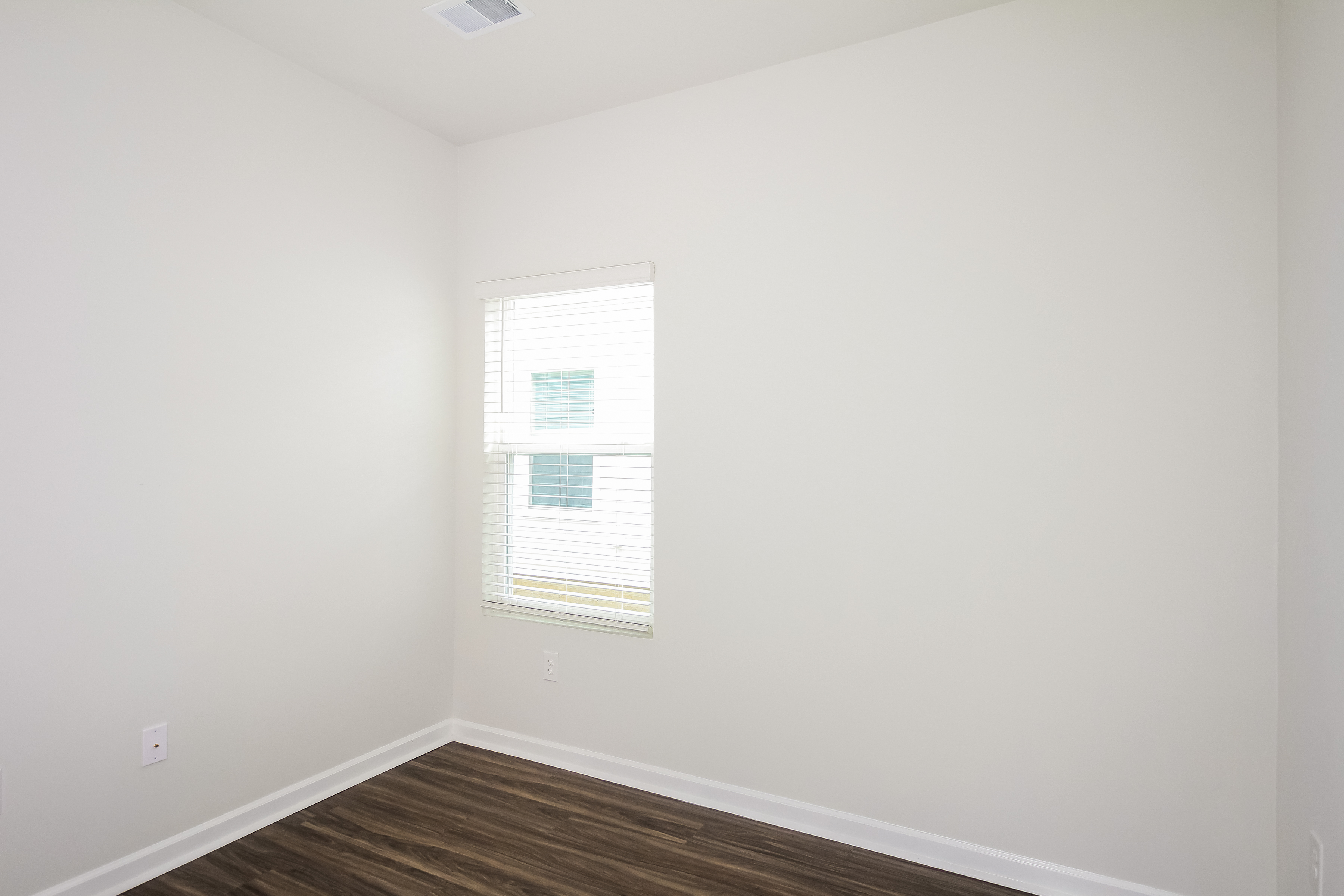 183 Dorian Loop - Image 12