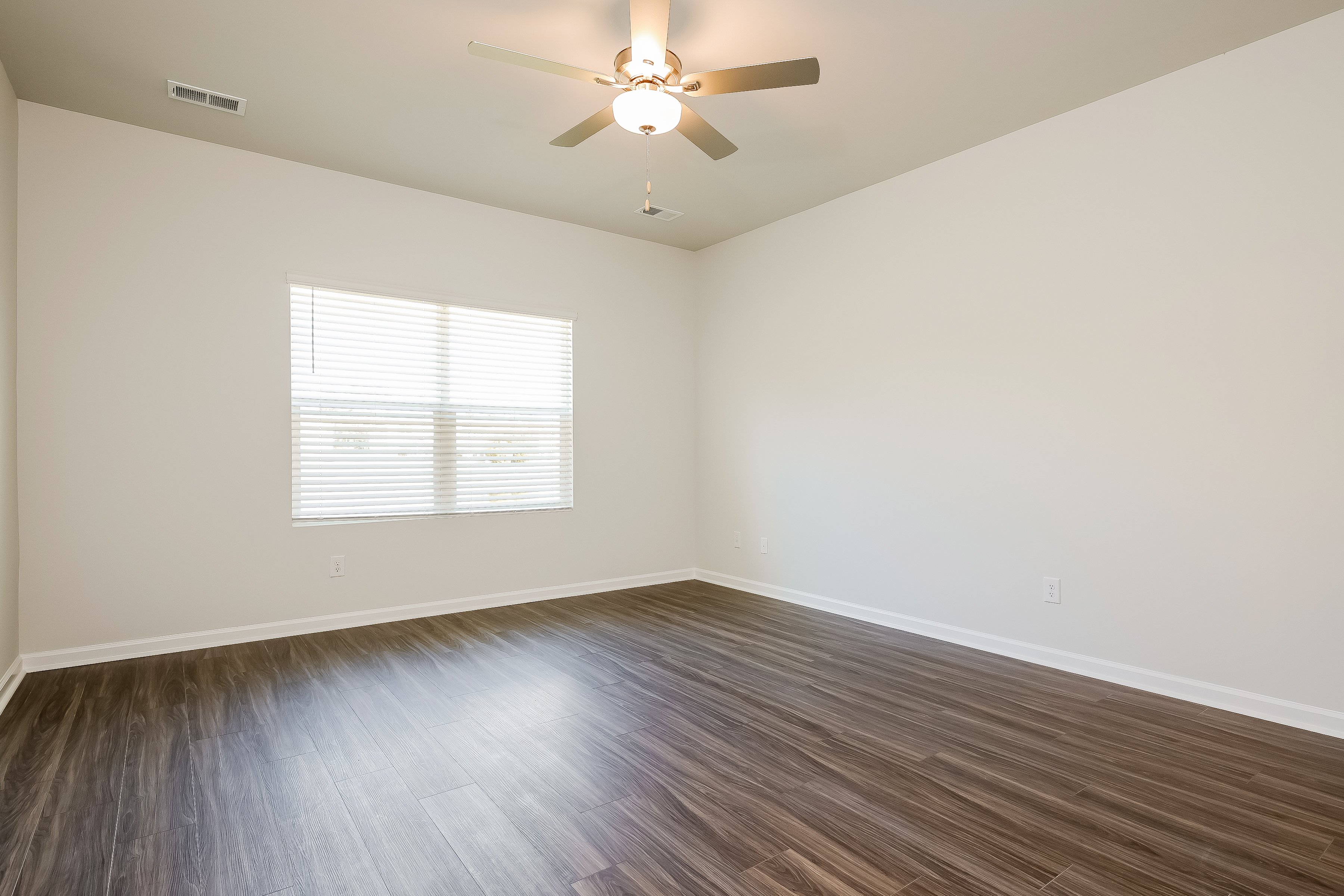 263 Clydesdale Circle - Image 8