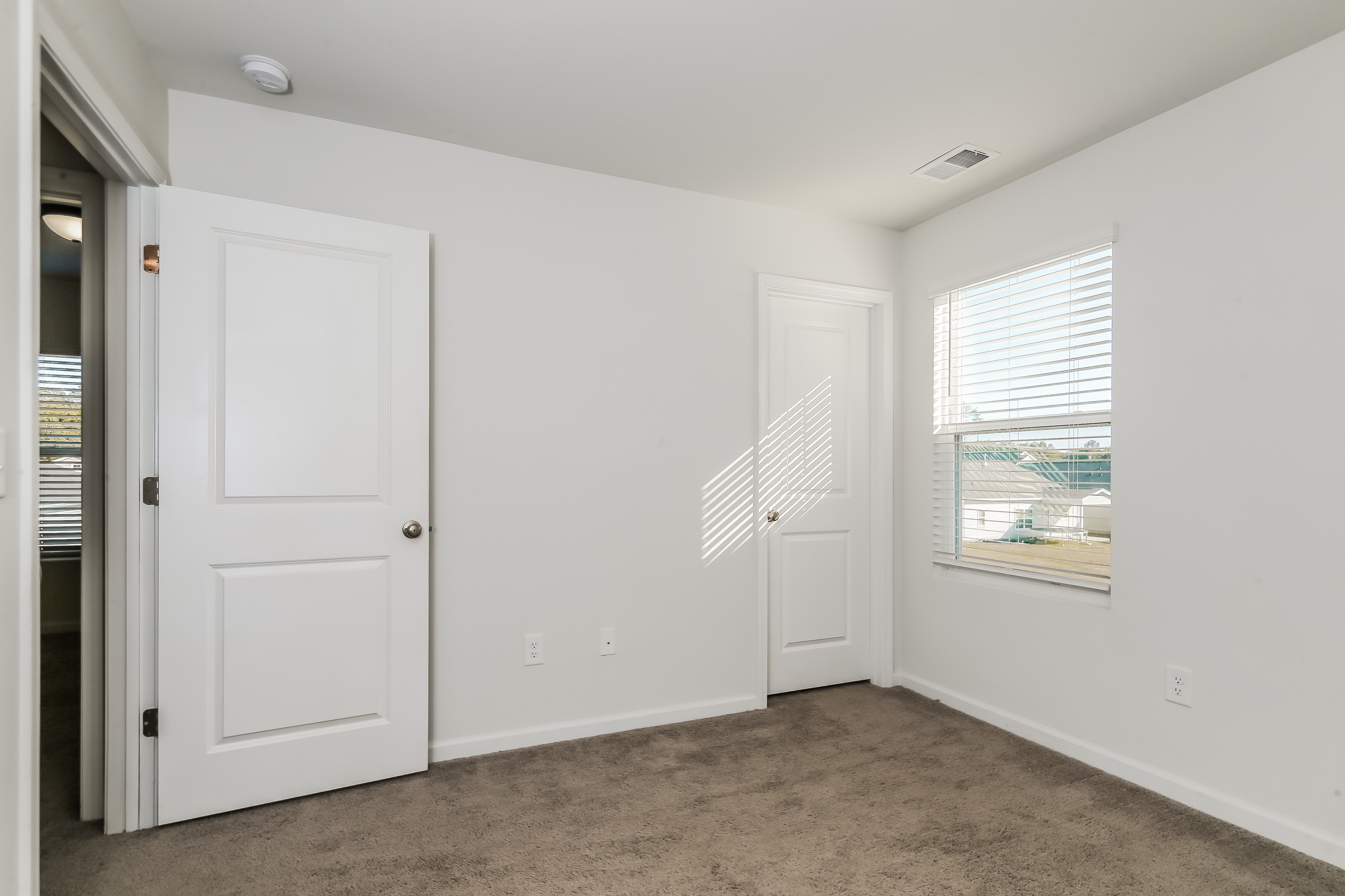 168 Dorian Loop - Image 12