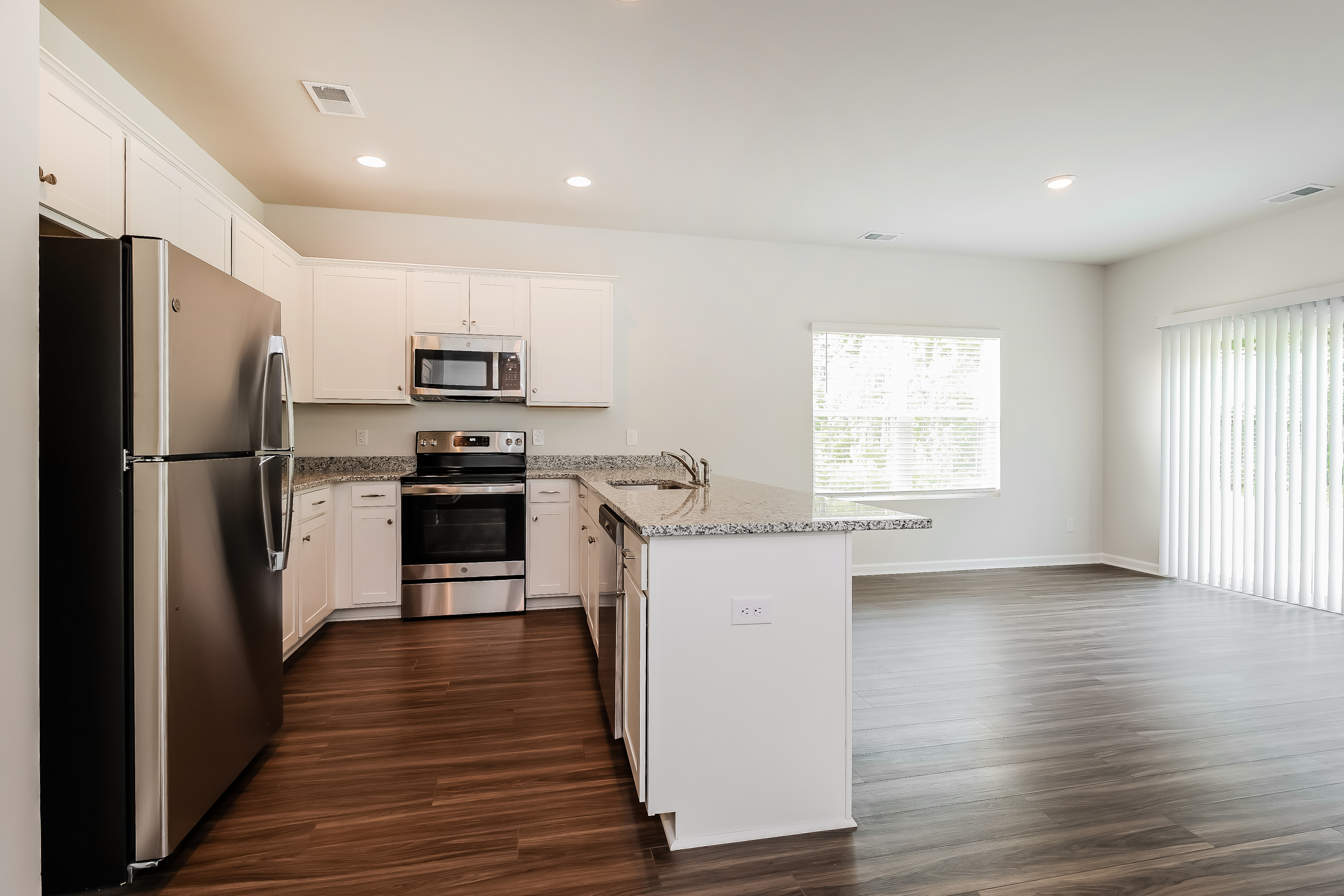257 Clydesdale Circle - Image 6