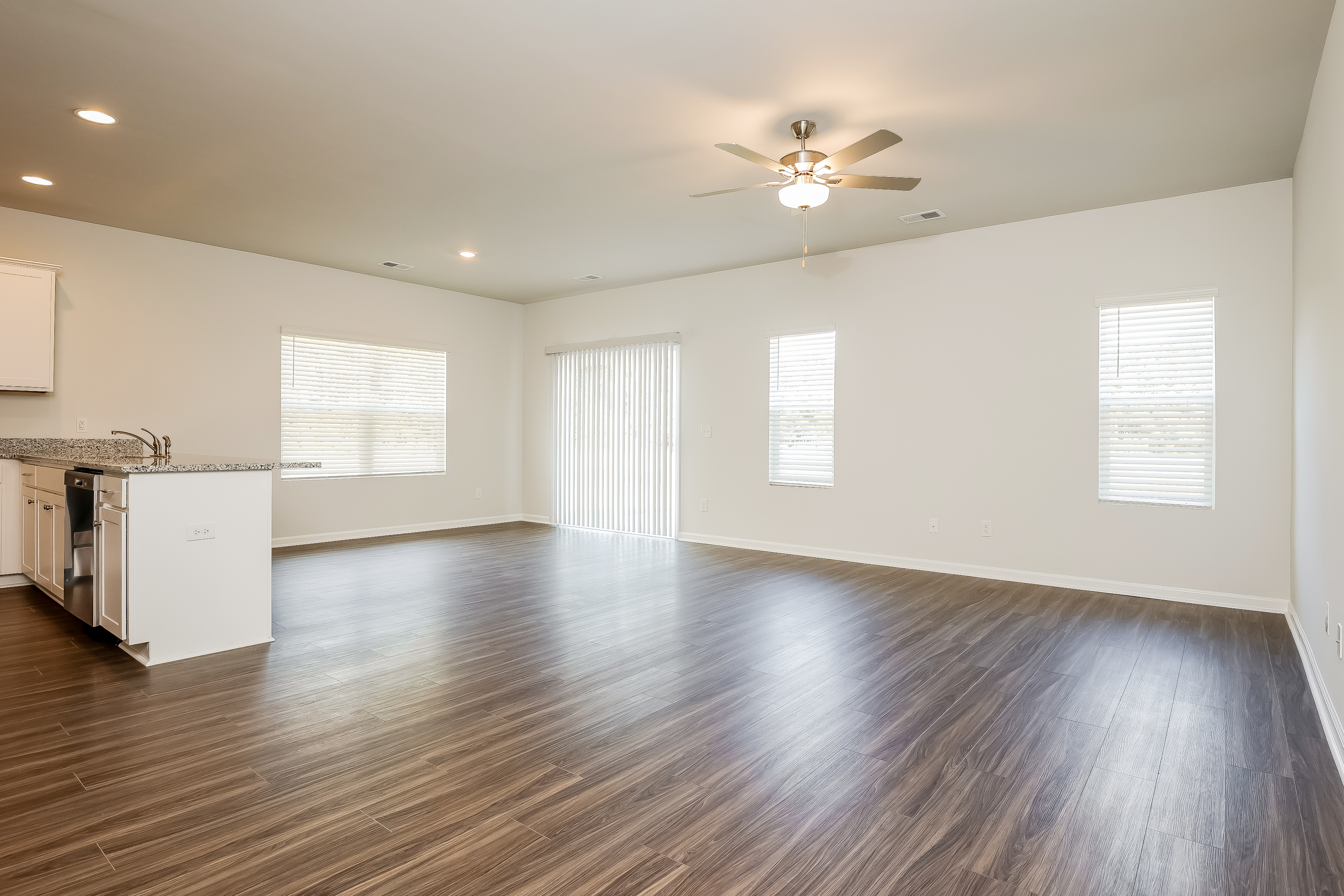263 Clydesdale Circle - Image 3